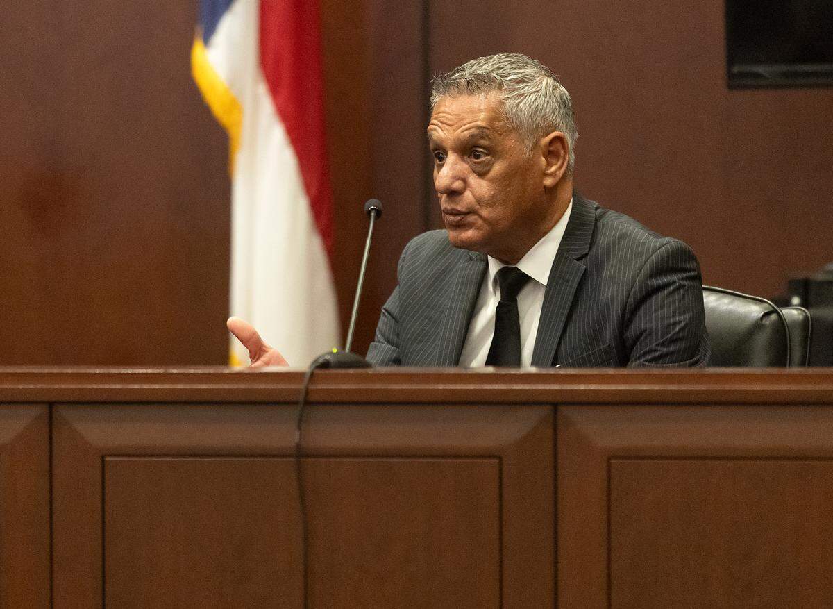 Taiseer “Taz” Zarka takes the stand as a witness on Wednesday prior to the jury’s deliberation as to whether an “aggravating factor” exists in his case — if he knowingly killed Mark Thomas Garrity while a child was watching in the store. Jurors convicted him of voluntary manslaughter earlier Wednesday, sparing him a murder conviction in the stabbing death of a customer he suspected of stealing a bottle of Gatorade.