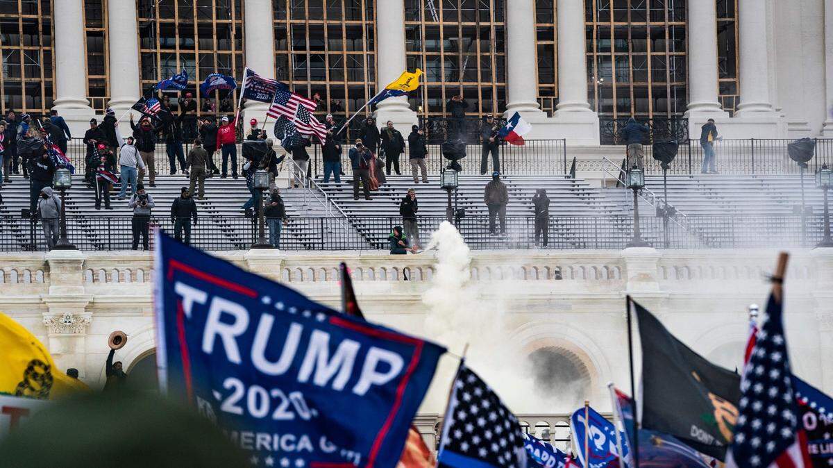 Supporters of President Donald Trump clash with the US Capitol police during a riot at the US Capitol on Jan. 6, 2021, in Washington, DC. 