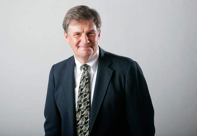 Robert Willett is a photojournalist.