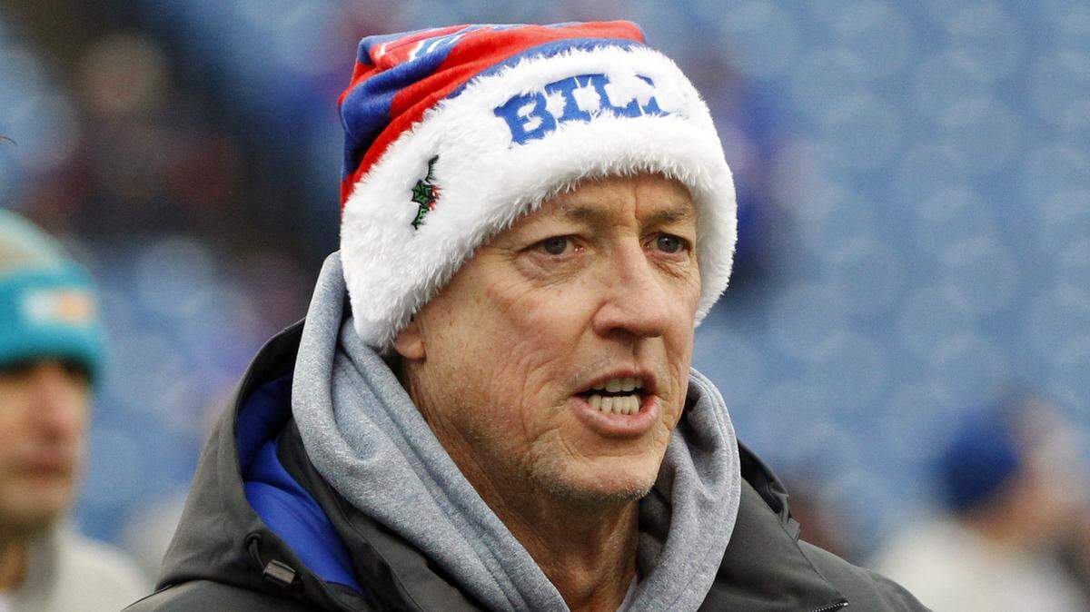 The former Buffalo Bills Hall of Fame quarterback Jim Kelly, seen here in a 2016 file photo, has been diagnosed with cancer three times in the past five years. Kelly will receive the Jimmy V Award for Perseverance at the 2018 ESPY Awards.