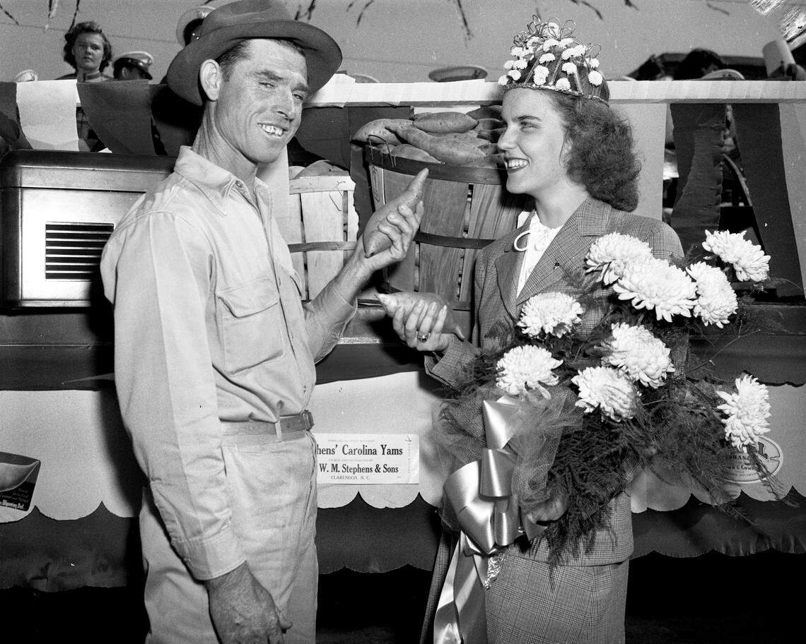 “Tater” Day at Tabor City, NC. October 31, 1947.