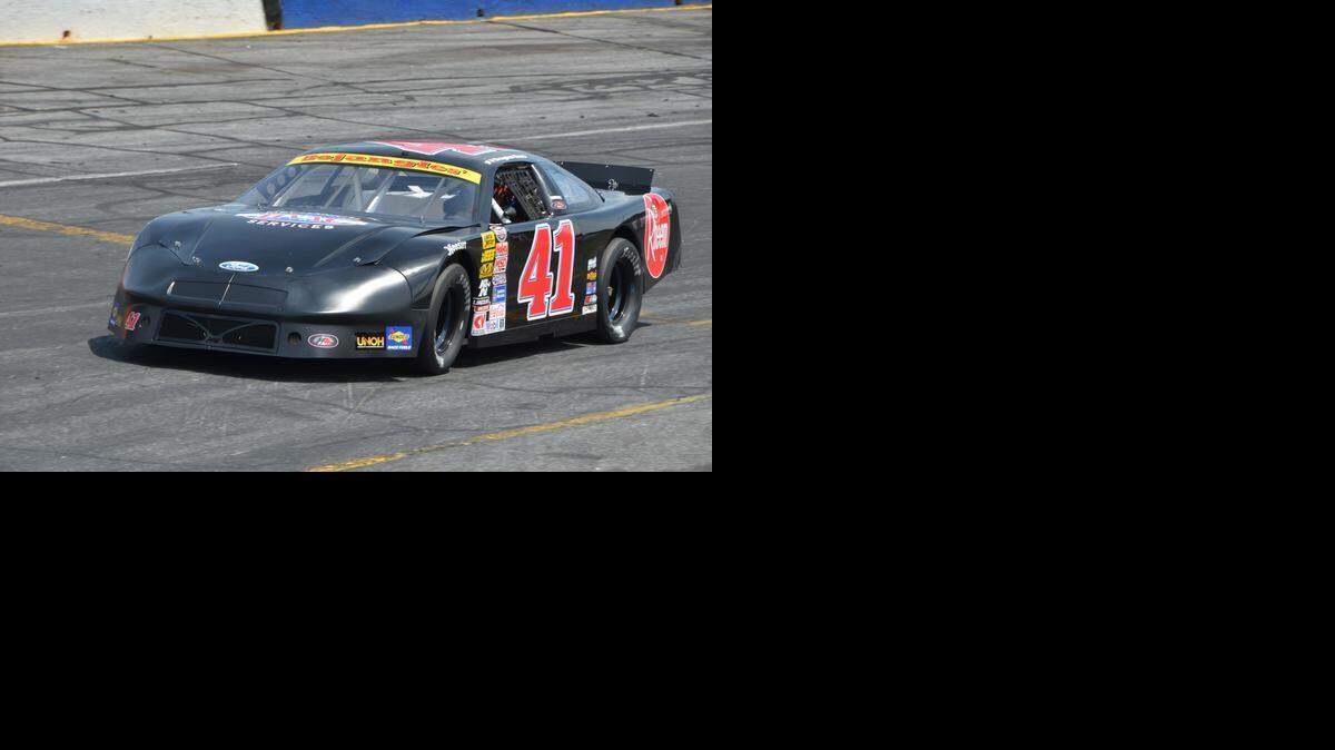 Brayton Haws races at Hickory Motor Speedway on Aug.ust 16, 2014.
