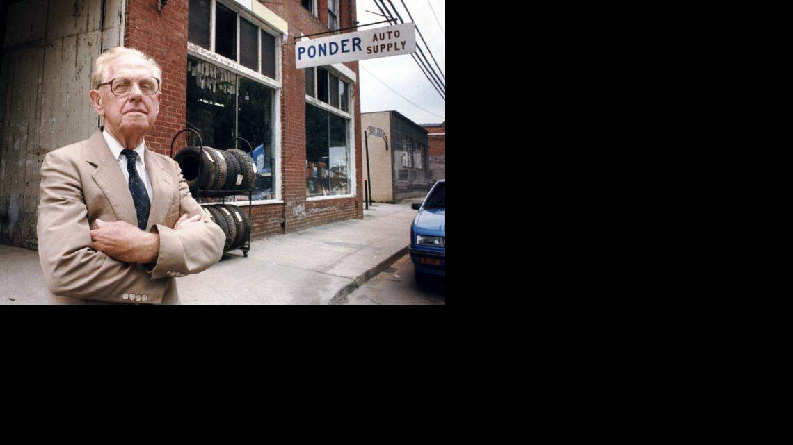 A photo from the 1980s shows former Madison County sheriff E.Y. Ponder.
