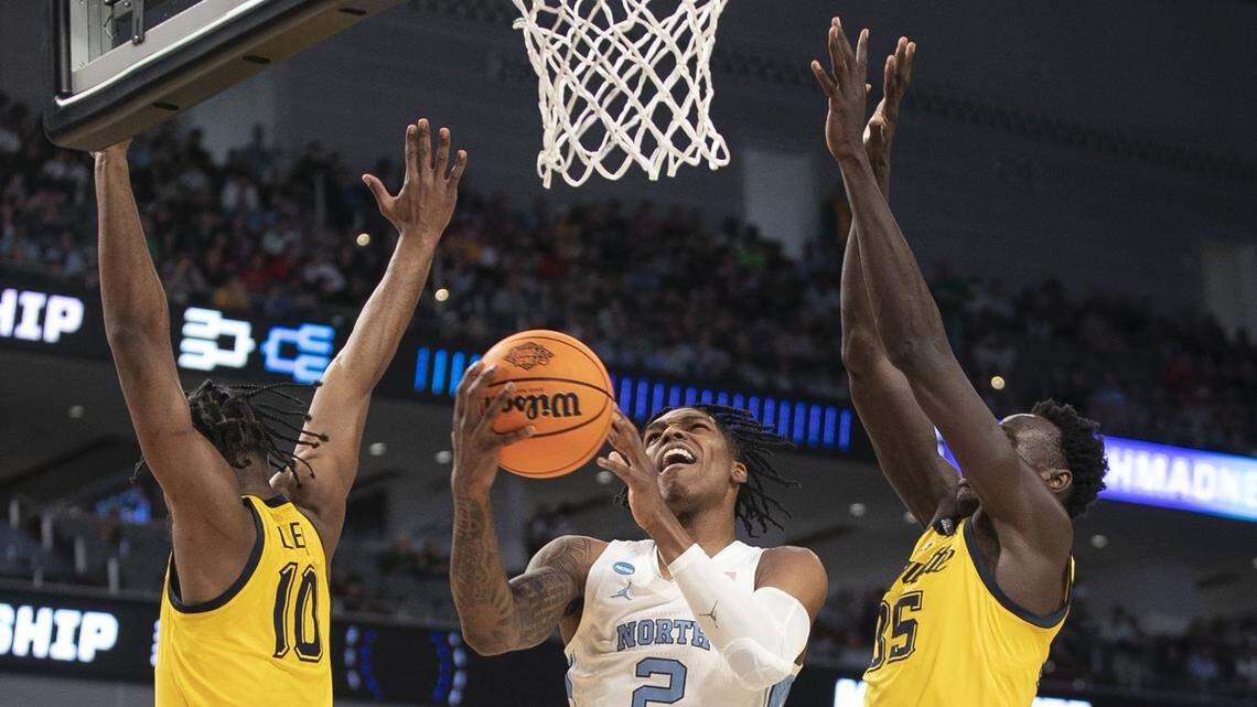 NCAA tournament observations from UNC vs Marquette in first round East Region game