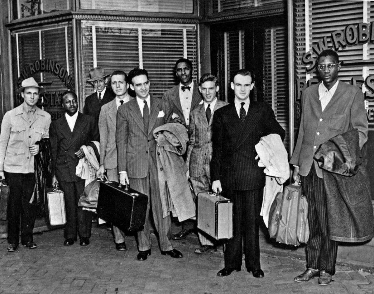 Members of the Journey of Reconciliation in 1947 included, left to right: Worth Randle, Wallace Nelson, Ernest Bromley, James Peck, Igal Roodenko, Bayard Rustin, James Felmet, George Houser and Andrew Johnson.