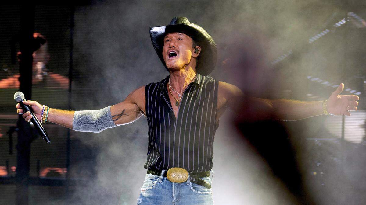 Tim McGraw takes the PNC Arena stage, Saturday, June 22, 2024.