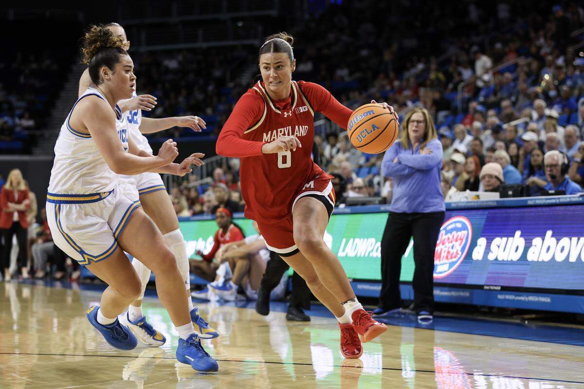 Saylor Poffenbarger (6) of the Maryland Terrapins drives with the ball in the first half against the UCLA Bruins at Pauley Pavilion on Jan. 18, 2026 in Los Angeles, California.