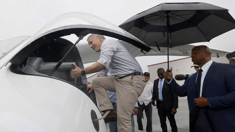 Stein becomes first governor to fly in electric plane, touts new ‘air taxis’ for NC