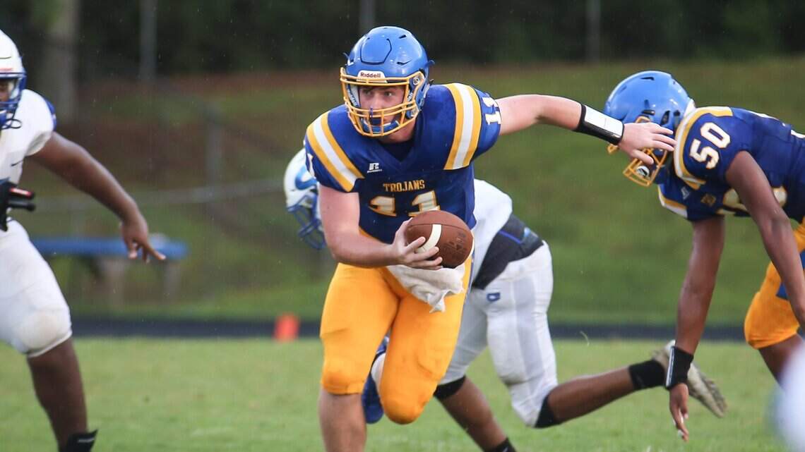 Triangle-area high school football standings, Friday’s schedule