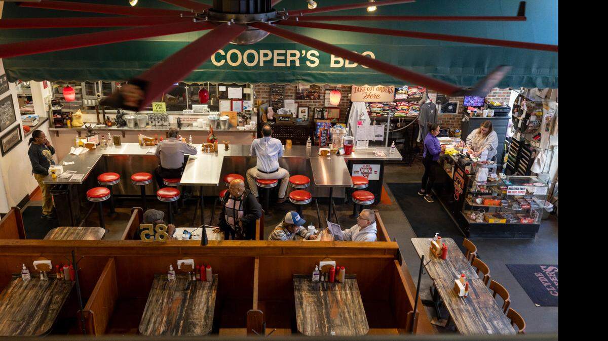 Iconic barbecue restaurant Clyde Cooper’s says it will leave downtown Raleigh