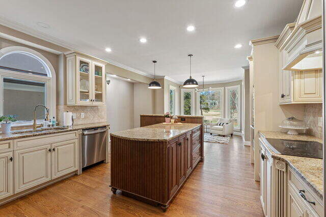 See the ‘Game of Thrones’ NC home on Zillow Gone Wild | Raleigh News ...