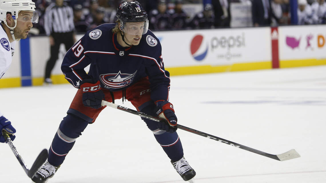 Canes sign forward Ryan Dzingel to two-year contract