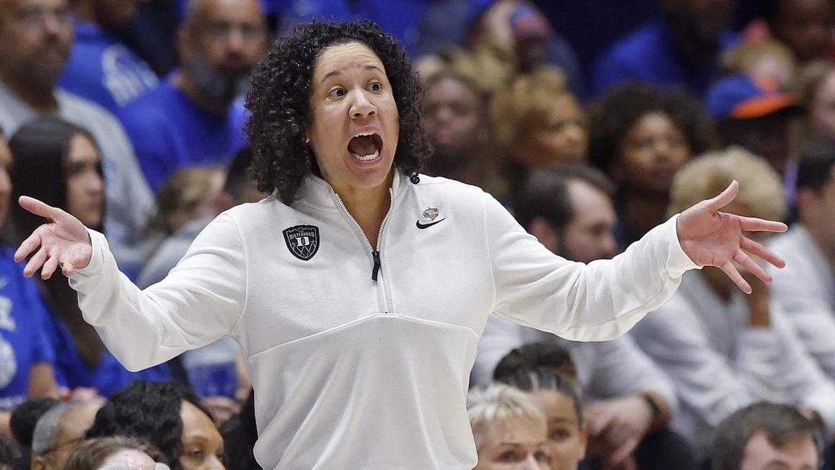 Duke head coach Kara Lawson gives instructions during the second half of the Blue Devils’ 81-64 first-round NCAA Tournament win over College of Charleston on Friday, March 20, 2026, at Cameron Indoor Stadium in Durham, N.C.