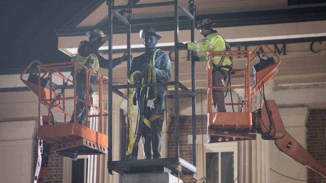 Most NC residents support Confederate statues and monuments on public land, poll finds