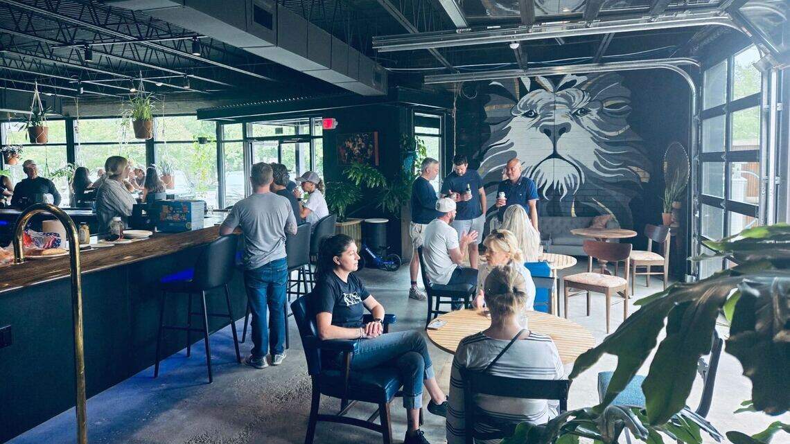 The folks behind Raleigh’s top burger are set to open a new neighborhood bar