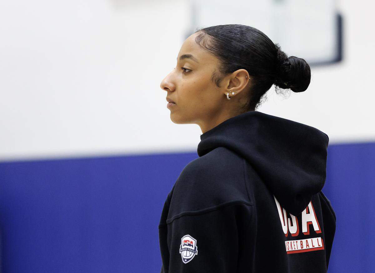 JuJu Watkins watches during USA Basketball Women’s National Team training camp on Friday, Dec. 12, 2025, in Durham, N.C.