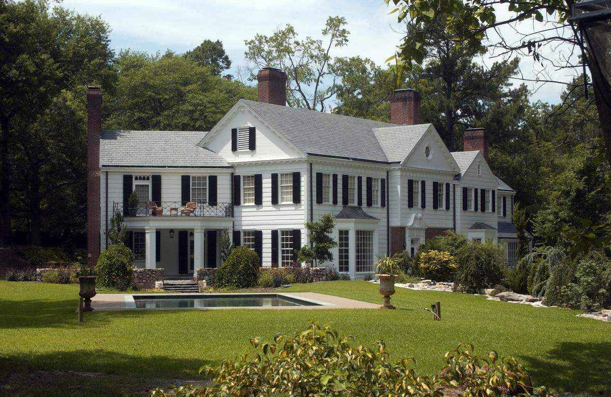 Michael Peterson’s old home at 1810 Cedar Street.