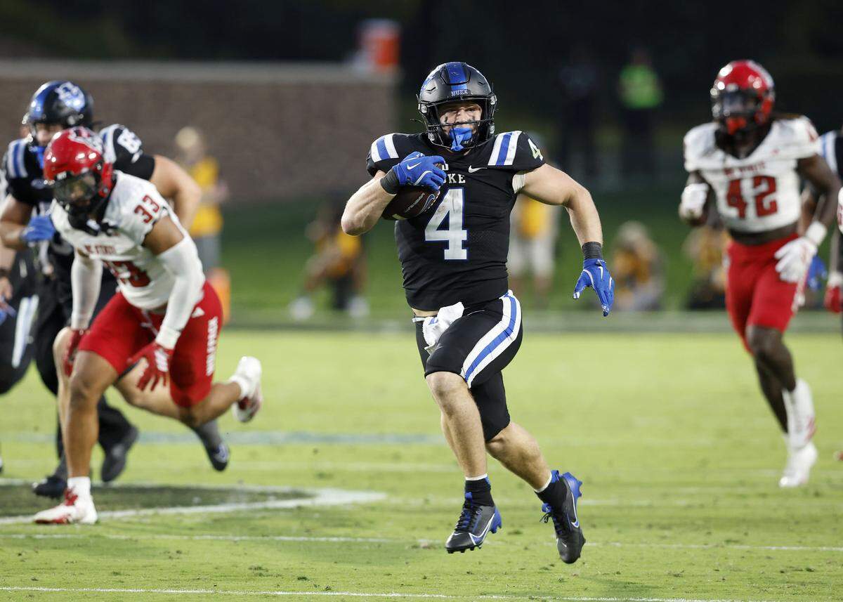 Duke’s Anderson Castle breaks away for a 66-yard touchdown run during the second half of the Blue Devils’ 45-33 win over N.C. State on Saturday, Sept. 20, 2025, at Wallace Wade Stadium in Durham, N.C.