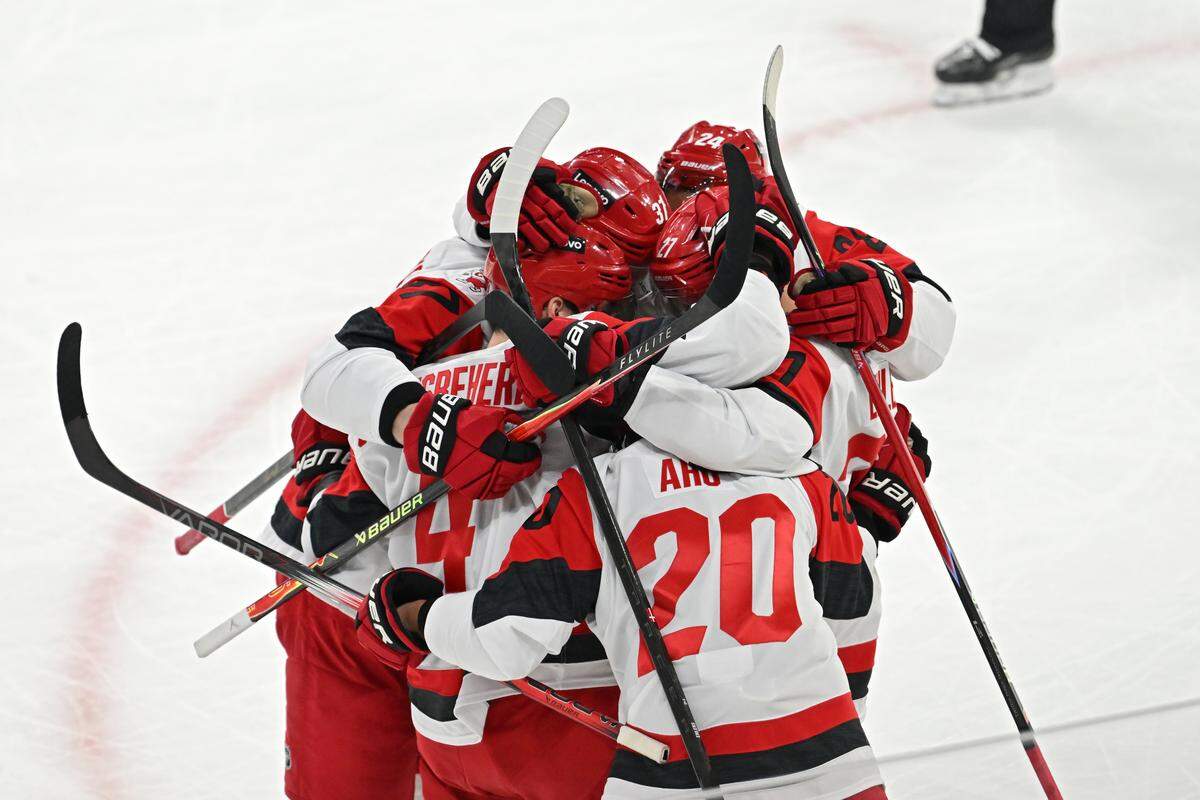 Sebastian Aho #20 of the Carolina Hurricanes celebrates with teammates after scoring a goal against the Montreal Canadiens during the first period in Game Four of the Eastern Conference Final of the 2026 Stanley Cup Playoffs at Bell Centre on May 27, 2026 in Montreal, Quebec, Canada. 