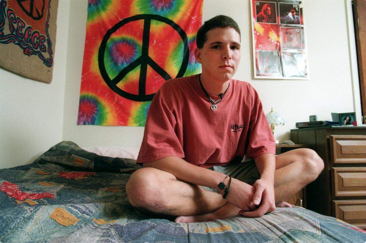Ricky Heath former boyfriend of Beth Ellen Vinson, photographed in his apartment near NC State in 1995.