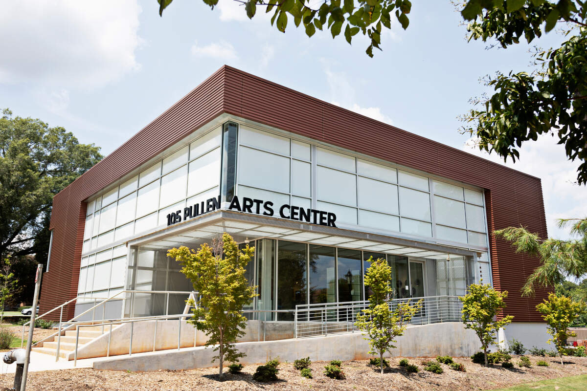 Pullen Arts Center building in Raleigh has now been expanded with large glass windows promoting an effortless transition from the outdoor park to the indoor education space.