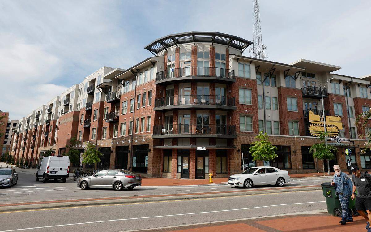 The building at 3101 Hillsborough Street in Raleigh, N.C. now includes The Standard at Raleigh apartments. Photographed Wednesday, August 24, 2022.