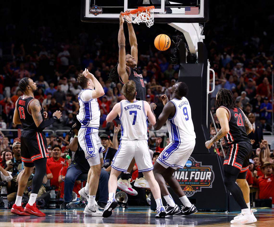 Houston’s Joseph Tugler (11) makes a tip in dunk with 25 seconds left in Houston’s 70-67 victory over Duke in the NCAA men’s national semifinal at the Alamodome in San Antonio, Texas, Saturday, April 5, 2025.