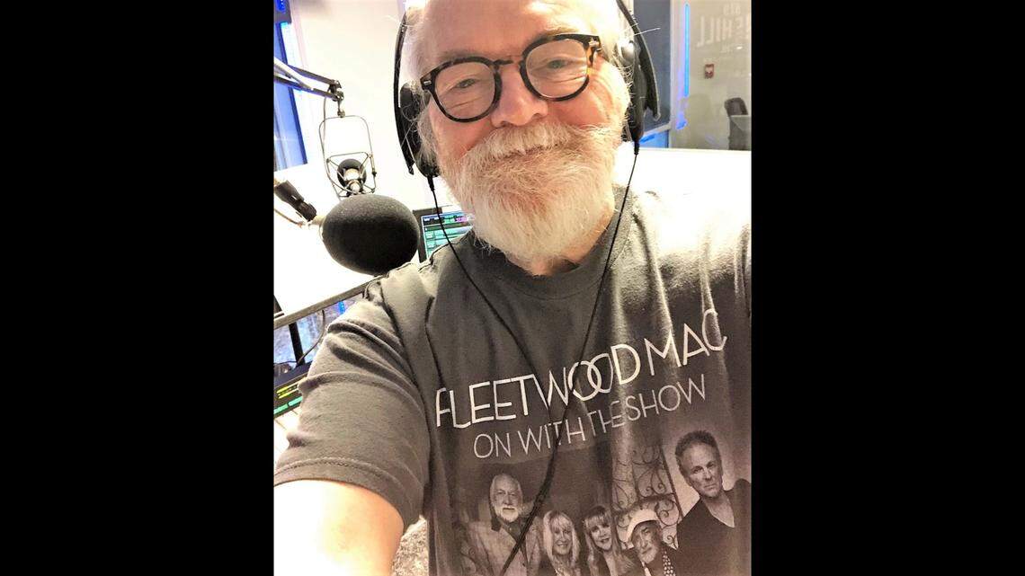 WCHL radio host Ron Stutts ‘was that warm cup of coffee every morning’ for 43 years