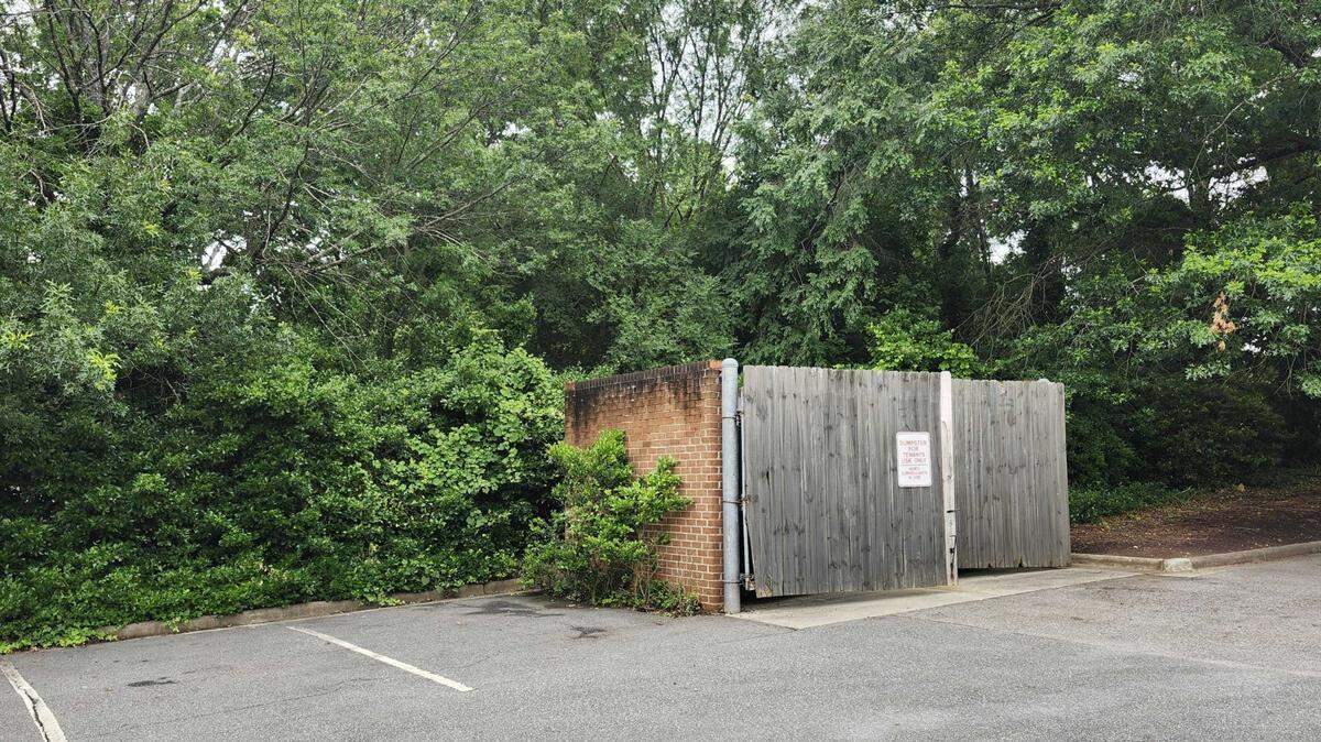 Residents of Bentley Ridge Townhomes are frustrated with late-night dumpsters noise from nearby medical office buildings.