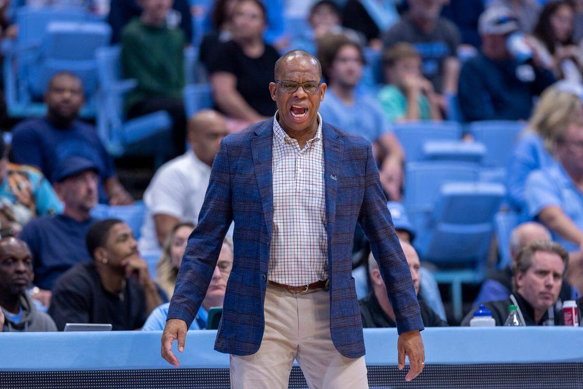 North Carolina coach Hubert Davis directs his team in the second half against St. Augustine’s on Friday, October 27, 2023 at the Smith Center in Chapel Hill, N.C.