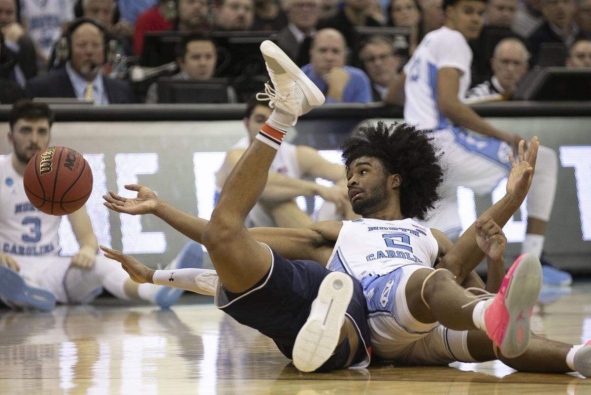 North Carolina’s Coby White (2) looses control fo the ball during the second half against Auburn during their NCAA Sweet 16 matchup on Friday, March 29, 2019 at the Sprint Center in Kansas City, Missouri. Auburn rolled to a 97-80 victory.