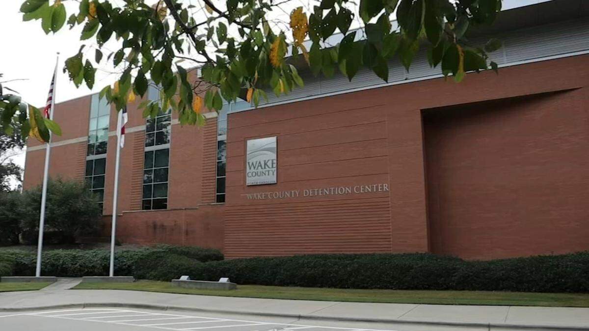 The North Carolina State Bureau of Investigation is looking into the death of an inmate Saturday at the Wake County Detention Center 
.