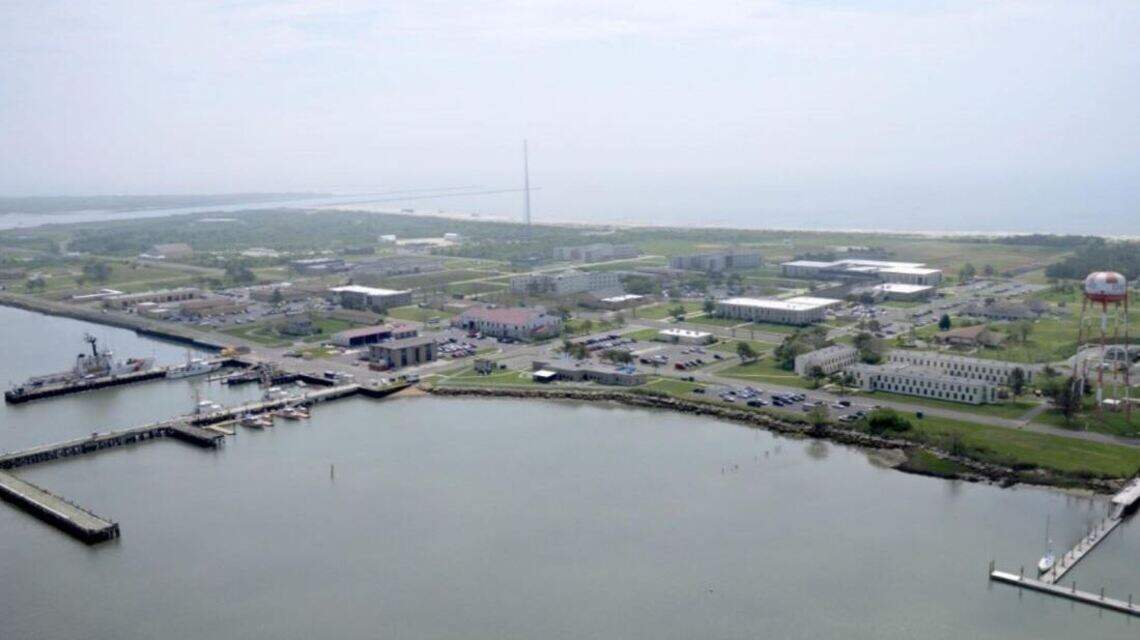 NC man had machine gun, body armor as he tried to get on a Coast Guard base, cops say