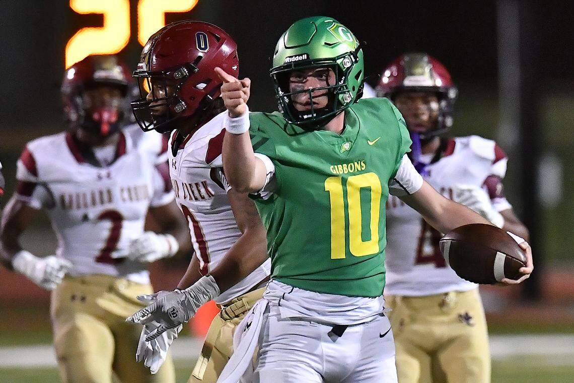 Cardinal Gibbons quarterback Conner Lindsey (10)  reacts to getting the first down against Mallard Creek during the first half. The Mallard Creek Mavericks and the Cardinal Gibbons Crusaders met in a non-conference football game in Raleigh, N.C. September 19, 2025