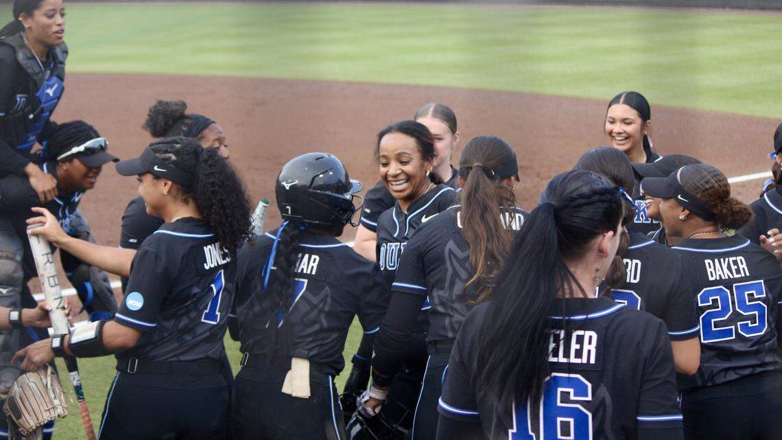 Duke softball advances to Super Regional. How the Blue Devils beat Arizona