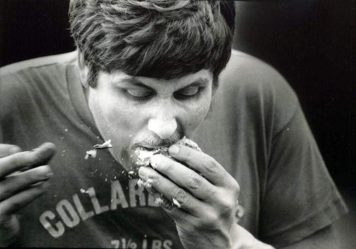 Mort Hurst eats a Moon Pie in 9.6 seconds in 1990.