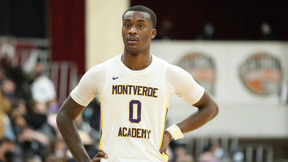 Dariq Whitehead signed with Duke as a Top 5 national prospect.