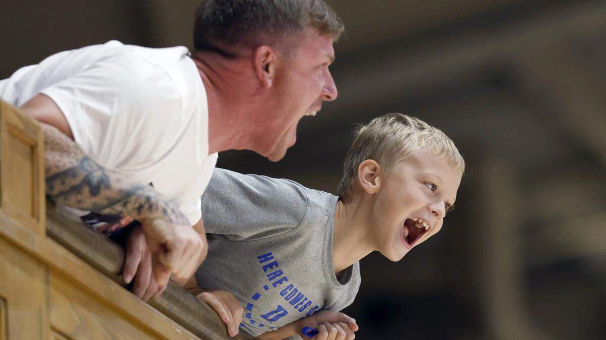 Duke fans cheer during the Blue Devils’ open practice at Cameron Indoor Stadium in Durham, N.C., Tuesday, August 5, 2025.