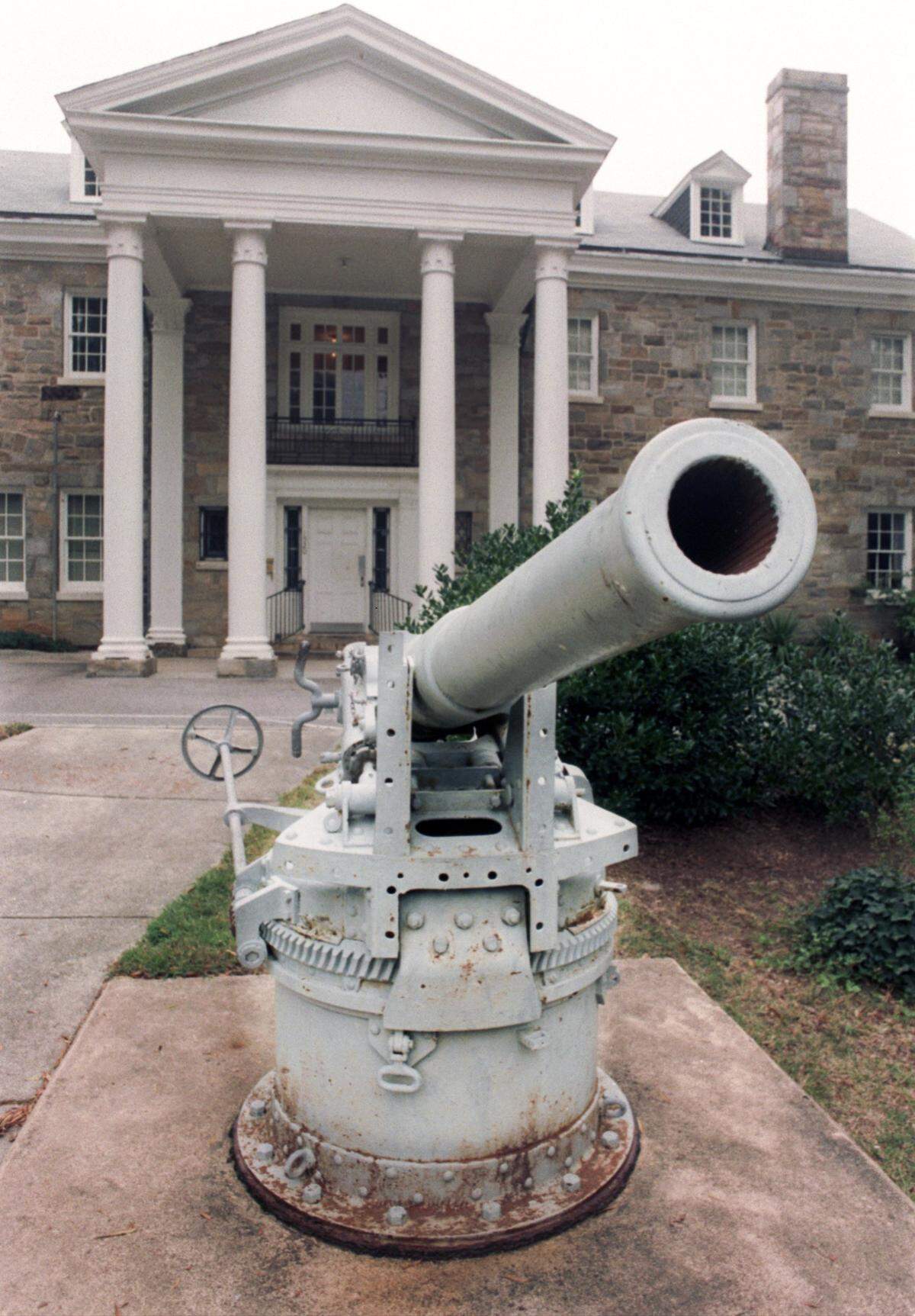 This German naval gun, shown in a file photo taken in 1998, stood for decades in front of Wakestone, the former Raleigh home of Josephus Daniels, who was U.S. Secretary of the Navy from 1913 to 1921.