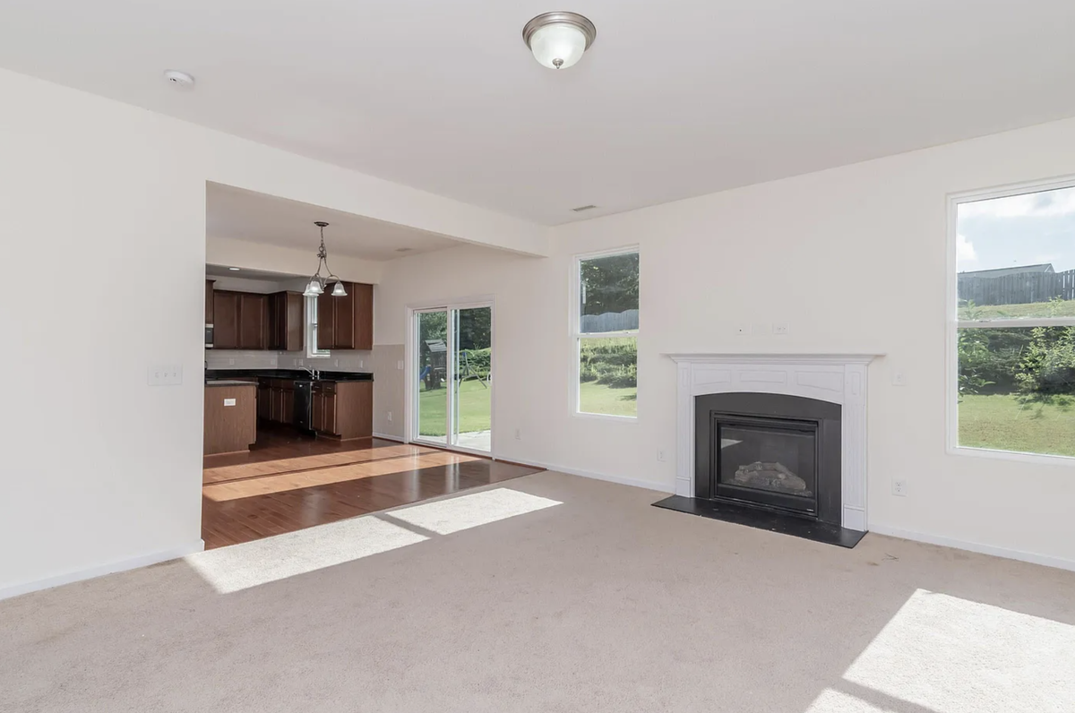 1205 Willowcrest Rd, Durham 27703