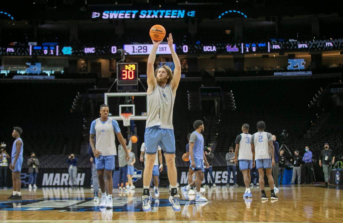 North Carolinas Brady Manek (45) works on his three-point shot during the Tar Heels open practice on Thursday, March 24, 2022 at Wells Fargo Center in Philadelphia, Pa. The Tar Heels with play UCLA in the NCAA East Regional semi-final.