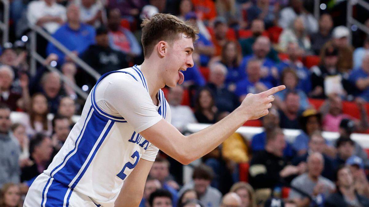 Duke’s Cooper Flagg (2) celebrates after slamming in two during the first half of Duke’s game against Mount St. Mary’s in the first round of the 2025 NCAA Men’s Basketball Tournament at the Lenovo Center in Raleigh, N.C., Friday, March 21, 2025.