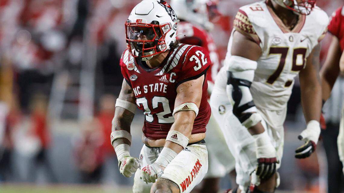 NC State comes from behind to beat FSU 19-17 after Devin Leary goes down with injury