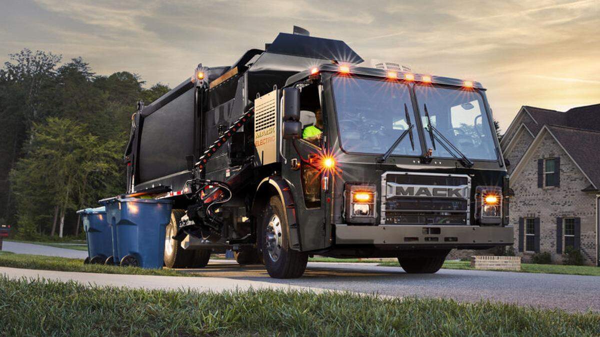 The Town of Cary was North Carolina’s first municipality to order a new line of electric garbage trucks from Greensboro-based Mack Trucks..