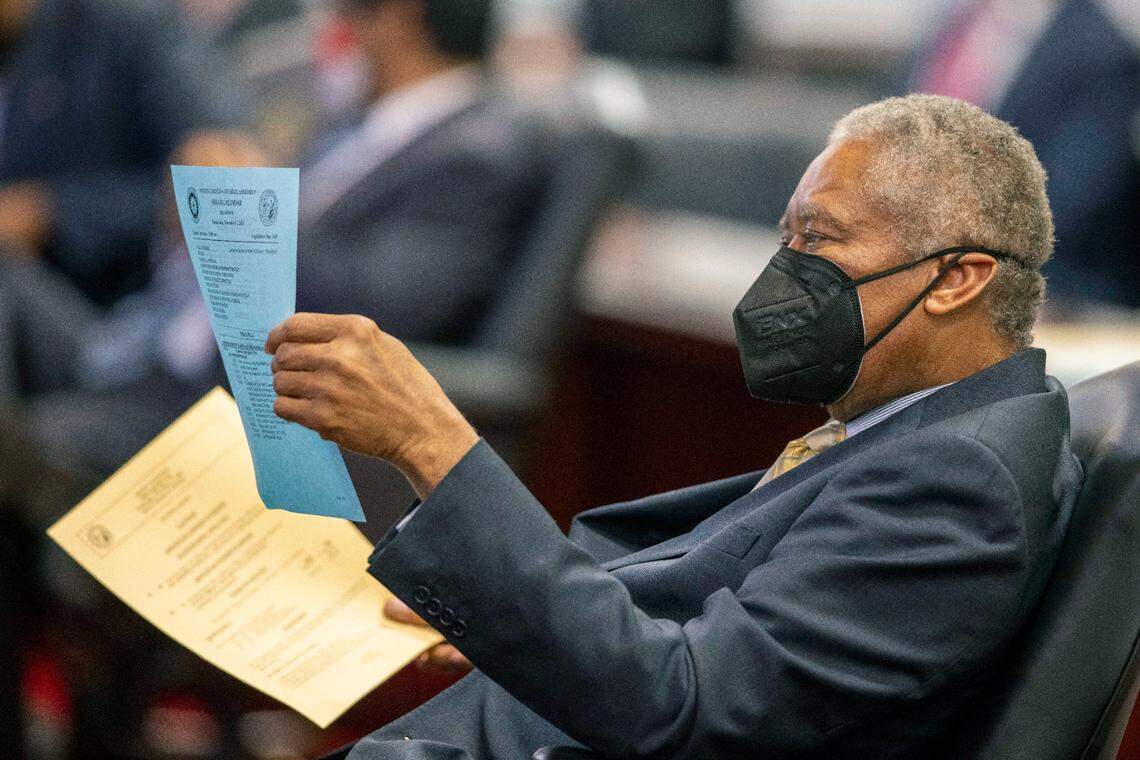 Senator Dan Blue of Wake County reads over the calendar prior to the Senate session on Wednesday, November 17, 2021 in Raleigh, N.C.
