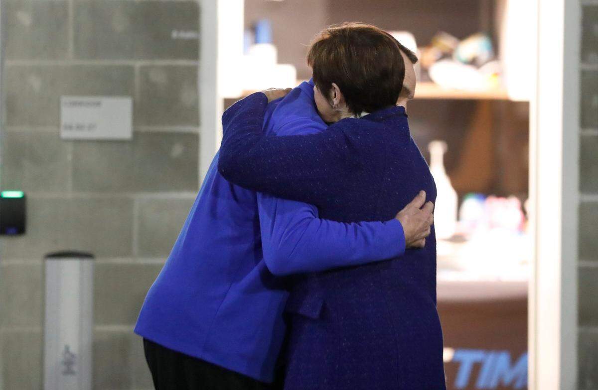 Duke head coach Mike Krzyzewski and his wife Mickie hug before Krzyzewski heads to the locker room at the Chase Center in San Francisco, Calif., before Dukes game against Texas Tech in the Sweet 16 round of the NCAA Tournament Thursday, March 24, 2022.
