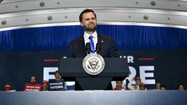 JD Vance makes pitch to undecided voters, bashes Roy Cooper at NC midterm rally