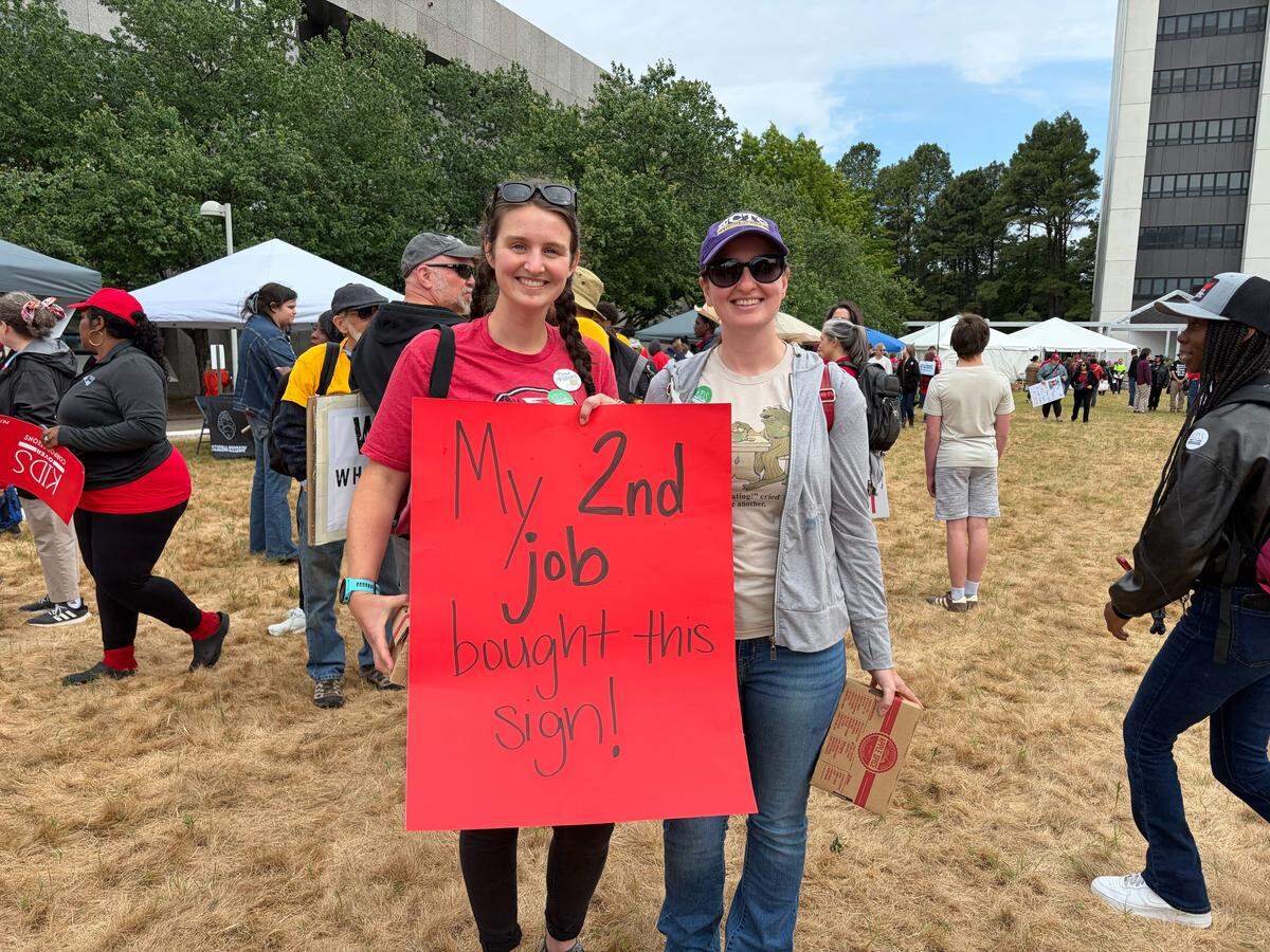 Third grade Franklinton Elementary School teachers Emeline Wilson (left) and Mary Perkinson (right).