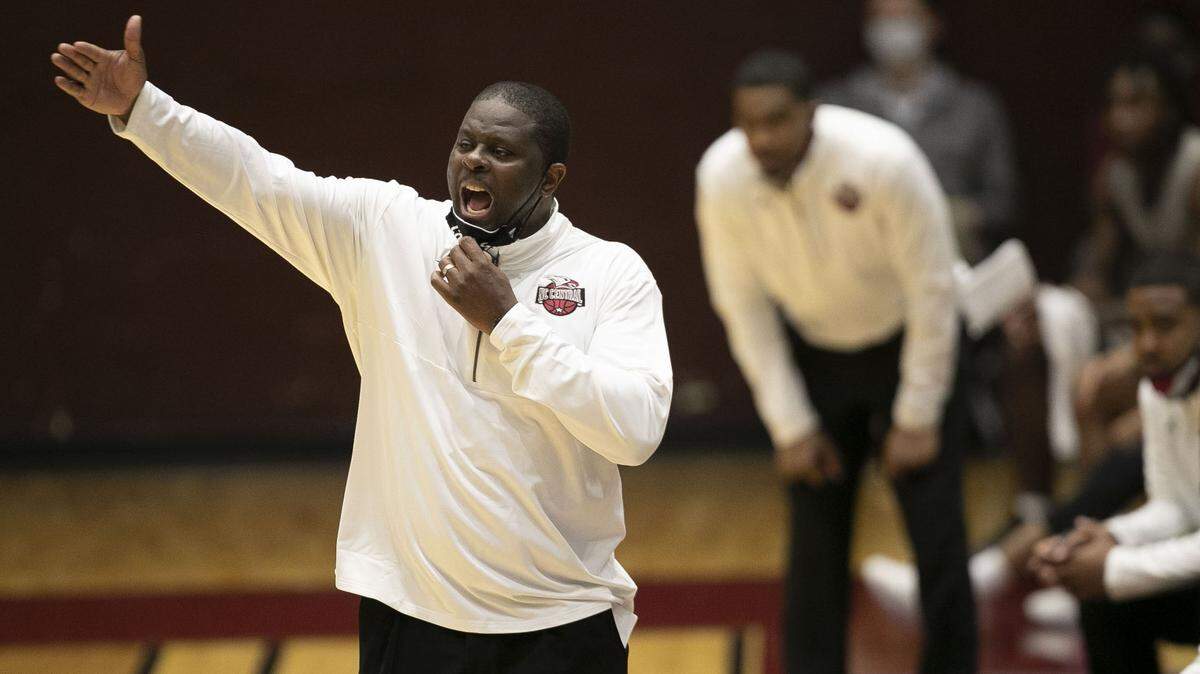 North Carolina Central University coach LeVelle Moton directs his team on offense against Florida A&M on Wednesday, March 3, 2021 at McDougald-Mclendon Arena in Durham, N.C.