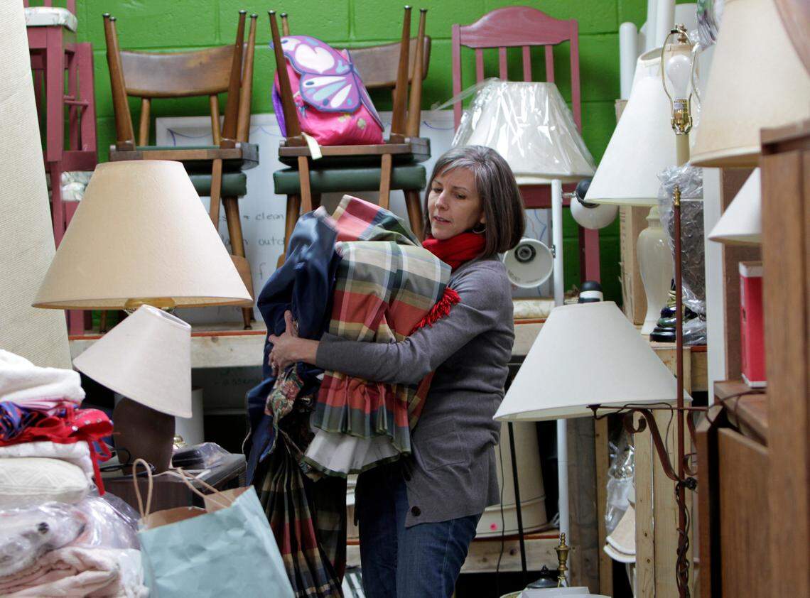 When families are recovering from homelessness, crisis or disaster, the Green Chair Project offers the comforts of home. Pass along your gently used home furnishings.